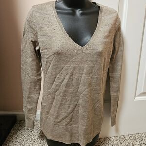 New York & Company Tan V-Neck Sweater Lightweight Knit With Stripes And Sparkles